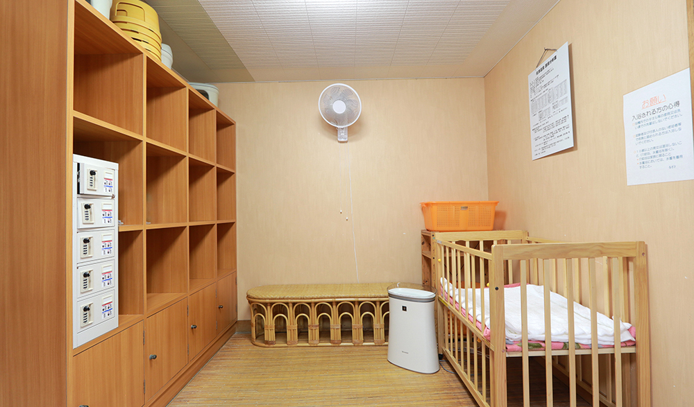 日本海を望む展望風呂